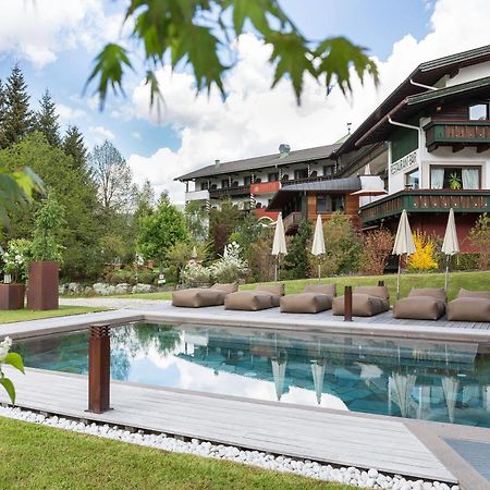 Romantik Hotel Santer Dobbiaco Esterno foto