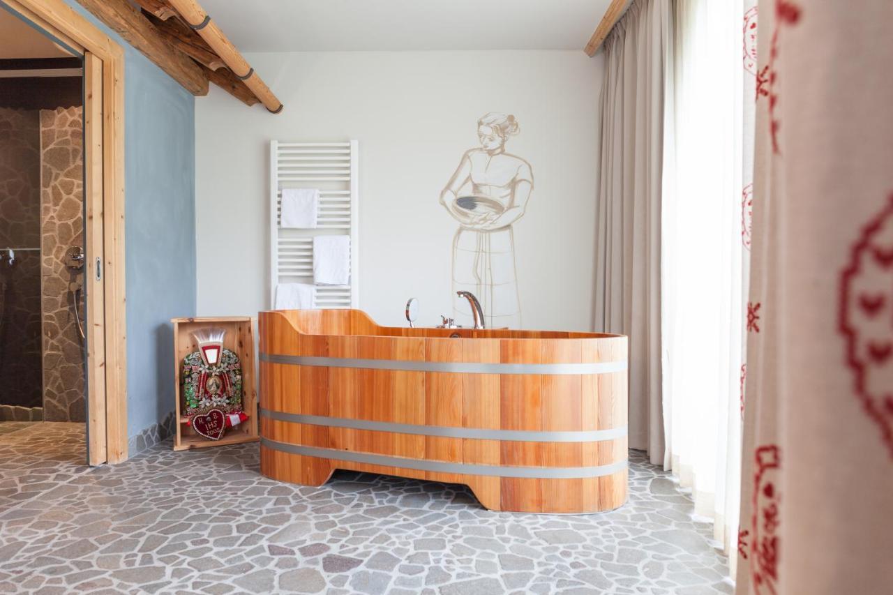 Romantik Hotel Santer Dobbiaco Esterno foto