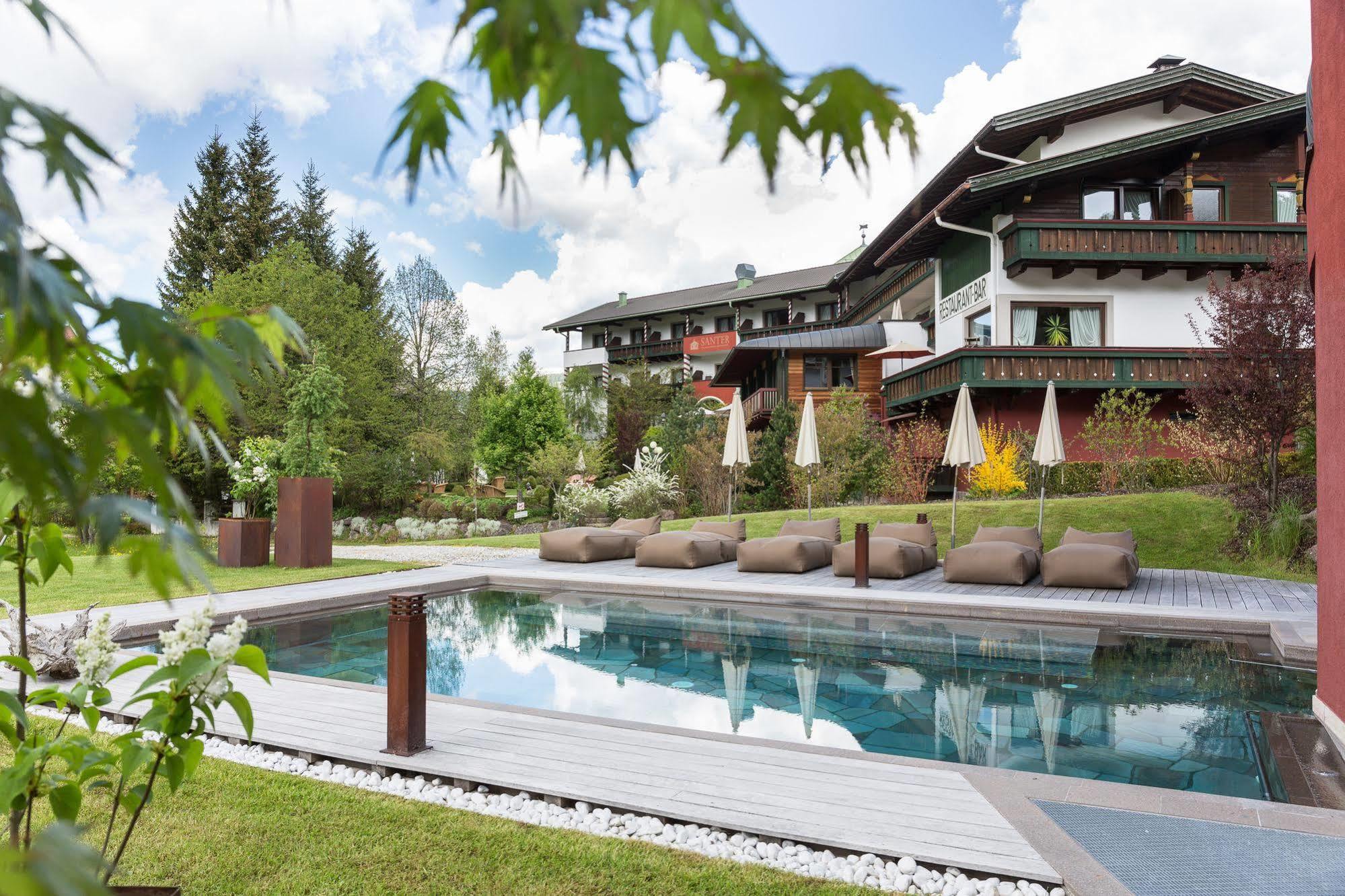 Romantik Hotel Santer Dobbiaco Esterno foto